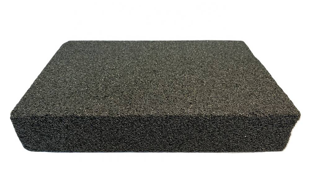 Płyta ze szkła spienionego.